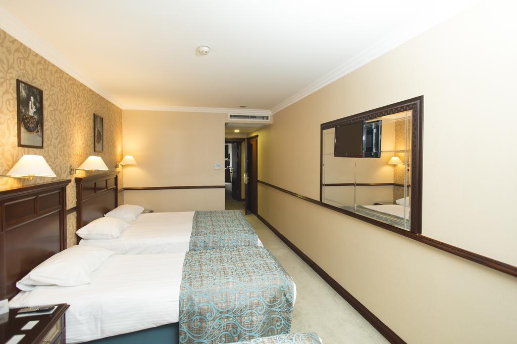 Topkapi Inter Istanbul Hotel Exterior photo