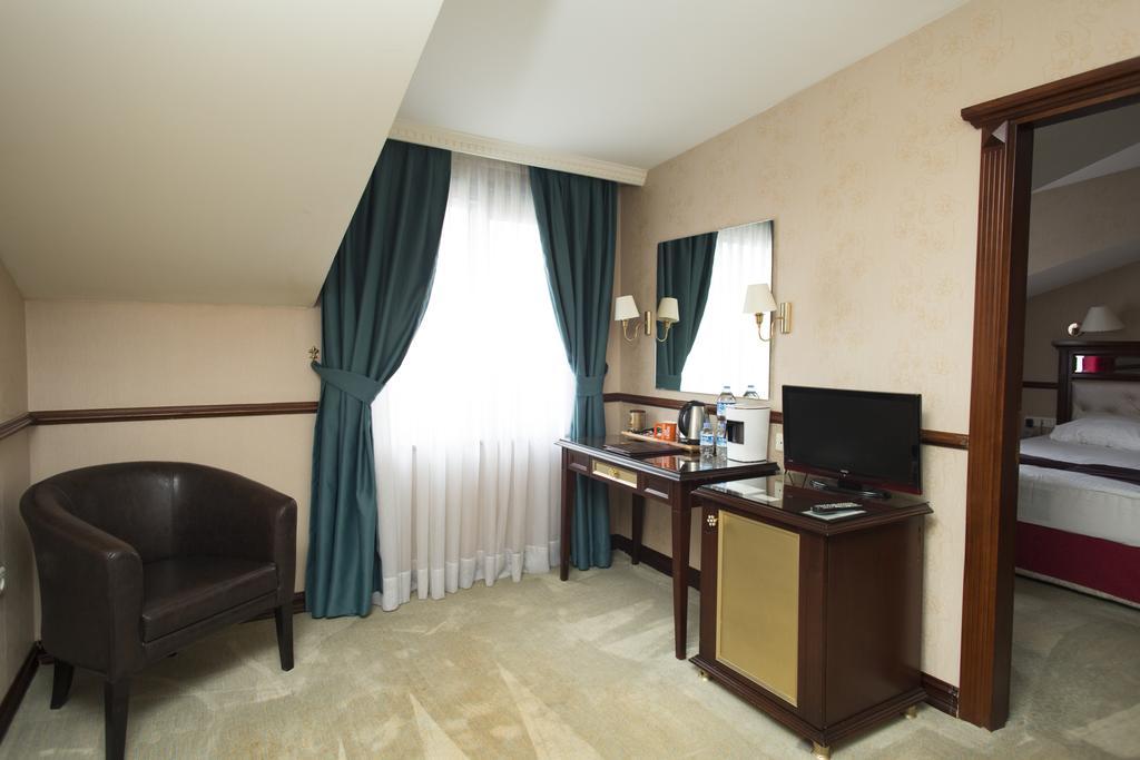 Topkapi Inter Istanbul Hotel Exterior photo